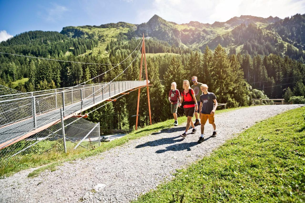 Alpenparks Apartment & Ferienresort Rehrenberg Viehhofen Exteriér fotografie